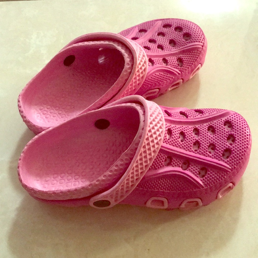 Clogs